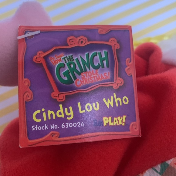 Cindy Lou Who Doll from Grinch stold Christmas by Universal - Picture 10 of 15